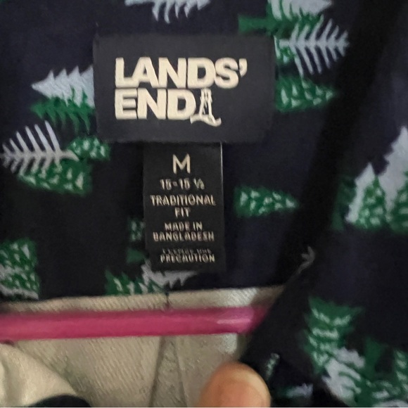 Lands’ End NWOT button down M long sleeve blue flannel winter Christmas tree - Picture 3 of 8